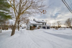 720 Ch. de l'Île-Grandbois  Saint-Casimir, QC G0A 3L0