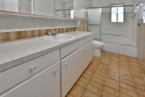 Salle de bains - 138 Crois. Fairlawn, Beaconsfield, QC - Indoor Photo Showing Bathroom