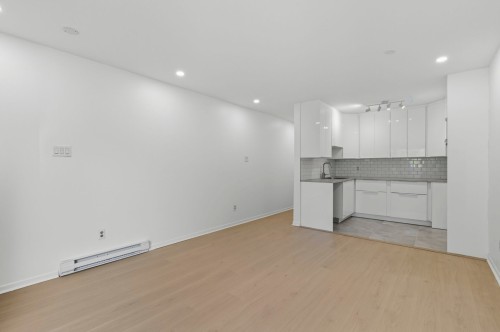 Living Room - 3505 Rue Messier, Montréal (Le Plateau-Mont-Royal), QC - Indoor Photo Showing Kitchen
