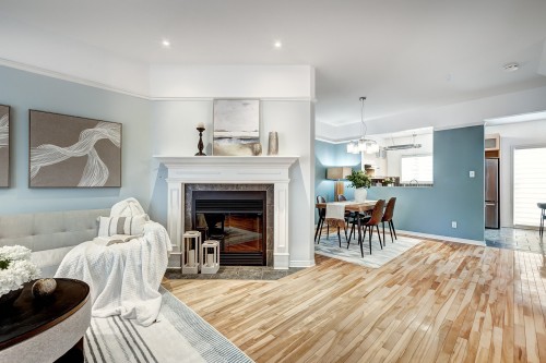 2686Z Av. Ernest-Hemingway  Montréal (Saint-Laurent), QC H4R 3E7