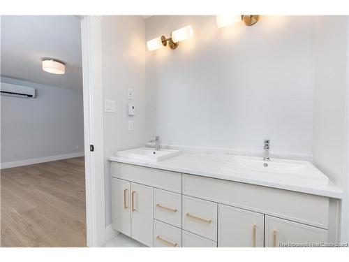113 Oakfield Dr, Riverview, NB 