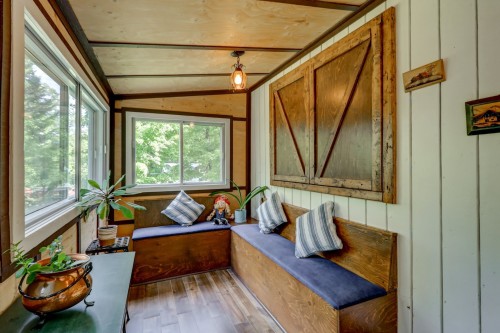 Solarium/Verrière - 47 Ch. Du Gros-Rocher, Harrington, QC - Indoor Photo Showing Other Room