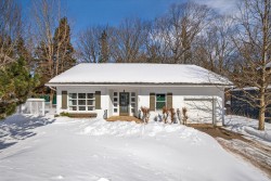 1332 Av. James-LeMoine  Québec (Sainte-Foy/Sillery/Cap-Rouge), QC G1S 1A3