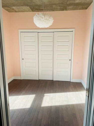 Chambre à coucher - 416-2335 Ch. Manella, Mont-Royal, QC - Indoor Photo Showing Other Room