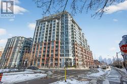 522 - 1 SHAW STREET  Toronto, ON M6K 0A1