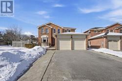 3173 SPRING CREEK CRESCENT  Mississauga, ON L5N 4S2