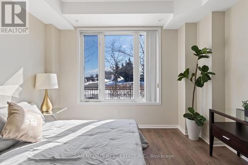 8 - 2895 Hazelton Place, Mississauga, ON - Indoor Photo Showing Bedroom
