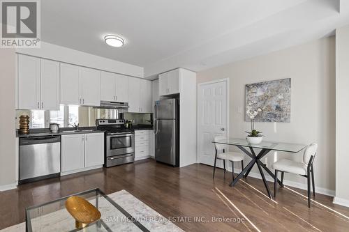 8 - 2895 Hazelton Place, Mississauga, ON - Indoor Photo Showing Kitchen With Stainless Steel Kitchen