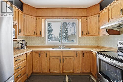 3165 Milton Street, Saskatoon, SK - Indoor Photo Showing Kitchen With Double Sink