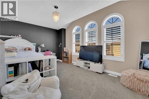 8 Chartwell Circle, Hamilton, ON 