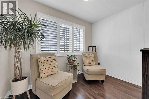 8 Chartwell Circle, Hamilton, ON - Indoor