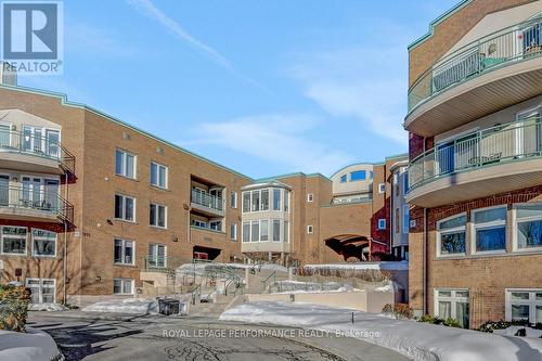 401D - 1 COLUMBUS AVENUE  Ottawa, ON K1K 4L1