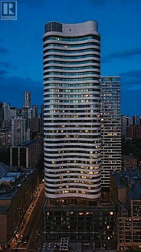 313 - 403 CHURCH STREET  Toronto, ON M4Y 0C9