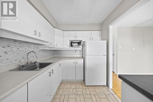 1507 - 158B Mcarthur Avenue, Ottawa, ON - Indoor Photo Showing Kitchen