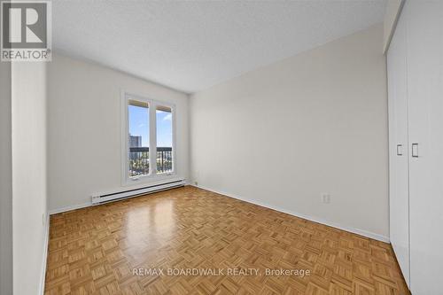1507 - 158B Mcarthur Avenue, Ottawa, ON - Indoor Photo Showing Other Room