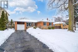 71 HILLCROFT DRIVE  Toronto, ON M9B 4X6