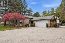 235 CONCESSION 11 ROAD E  Hamilton, ON L8B 1H7