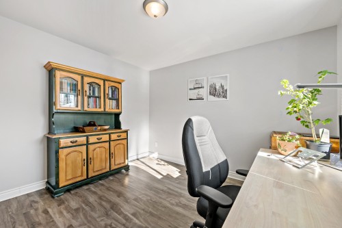 Chambre à coucher - 85 Ch. Du Lac-Chaud, La Macaza, QC - Indoor Photo Showing Office