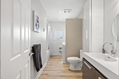 Salle de bains - 85 Ch. Du Lac-Chaud, La Macaza, QC - Indoor Photo Showing Bathroom