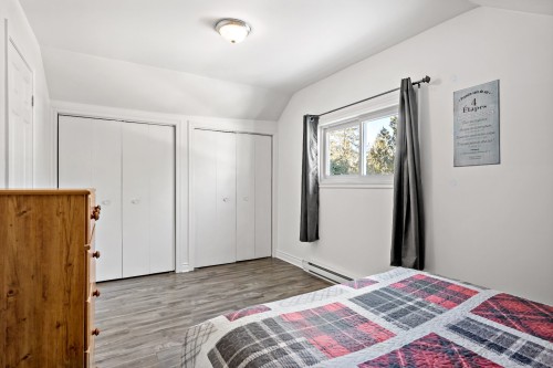Chambre à coucher principale - 85 Ch. Du Lac-Chaud, La Macaza, QC - Indoor Photo Showing Bedroom