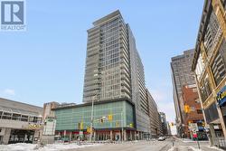 1610 - 324 LAURIER AVENUE W  Ottawa, ON K1P 0A4