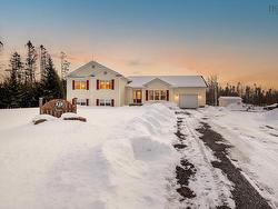 110 Ridge Wood Court  Belnan, NS B2S 0A8