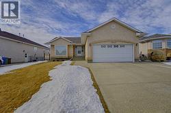4912 41 st  Taber, AB T1G 1C8