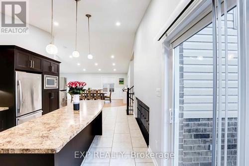 8583 Forestview Boulevard, Niagara Falls (Forestview), ON - Indoor Photo Showing Kitchen With Upgraded Kitchen