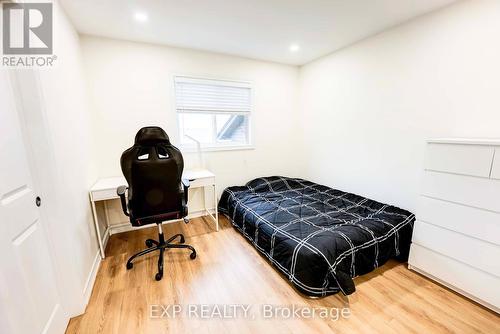 8583 Forestview Boulevard, Niagara Falls (Forestview), ON - Indoor Photo Showing Bedroom