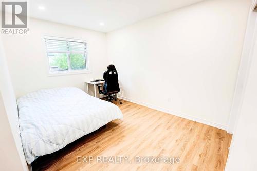 8583 Forestview Boulevard, Niagara Falls (Forestview), ON - Indoor Photo Showing Bedroom