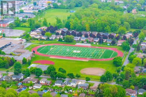 8583 Forestview Boulevard, Niagara Falls (Forestview), ON - Outdoor With View