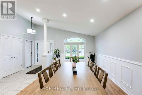8583 Forestview Boulevard, Niagara Falls (Forestview), ON - Indoor Photo Showing Dining Room