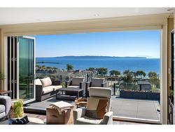 14786 MCDONALD AVENUE  White Rock, BC V4B 2C8