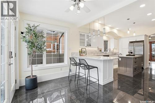 702 Queen Street, Saskatoon, SK - Indoor Photo Showing Kitchen With Upgraded Kitchen