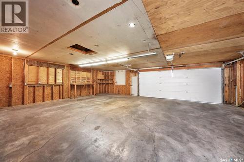 1317 Elevator Road, Saskatoon, SK - Indoor Photo Showing Garage