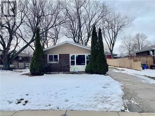 5 Michael Avenue, Hamilton, ON - Outdoor