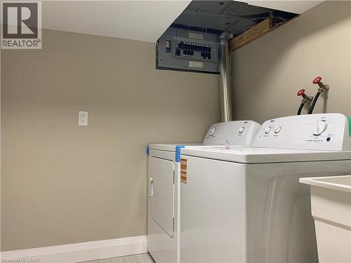 5 Michael Avenue, Hamilton, ON - Indoor Photo Showing Laundry Room