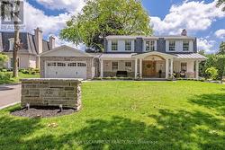 976 CRESTHAMPTON LANE  Mississauga, ON L5H 2X1