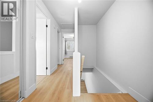 8 Claudette Gate, Hamilton, ON - Indoor Photo Showing Other Room