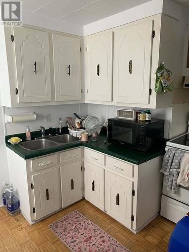 31 Beach Road, Ramea, NL - Indoor Photo Showing Kitchen With Double Sink