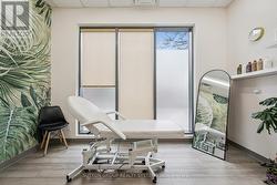 UNIT 28 - 11 BRONTE ROAD  Oakville, ON L6L 0E1