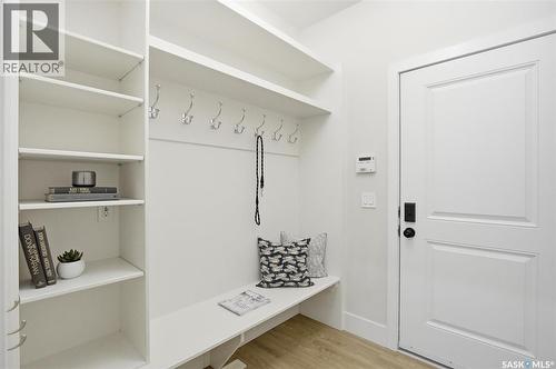 203 Pritchard Terrace, Saskatoon, SK - Indoor