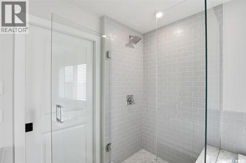 203 Pritchard Terrace, Saskatoon, SK - Indoor Photo Showing Bathroom