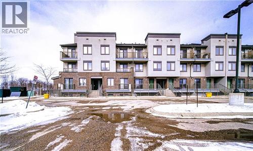 350 FISHER MILLS Road Unit# 29  Cambridge, ON N3C 0G8