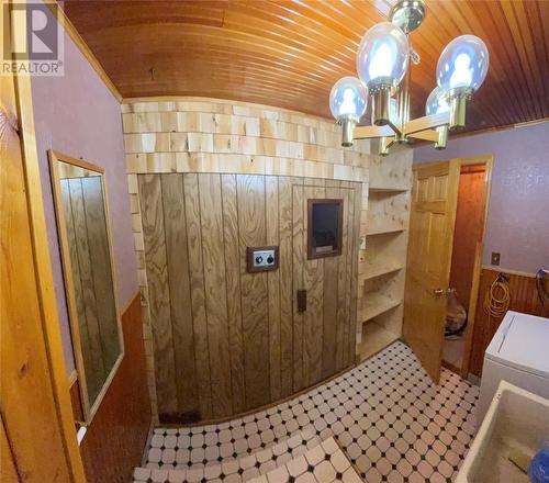 8 Cod Seine Road, Mobile, NL - Indoor