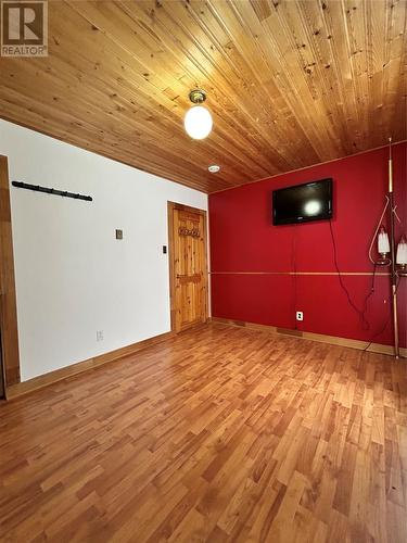 8 Cod Seine Road, Mobile, NL - Indoor Photo Showing Other Room
