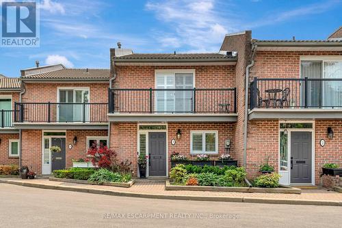3 - 2136 OLD LAKESHORE ROAD  Burlington, ON L7R 1A3