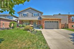10 BASCARY CRESCENT St. Catharines (Rykert/Vansickle), ON L2S 3M7