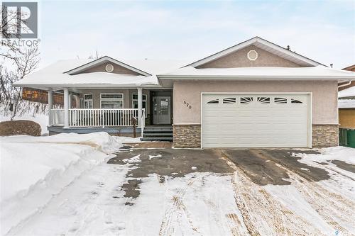 520 9th STREET E  Regina Beach, SK S0G 4C0