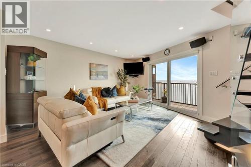 2136 Old Lakeshore Road Unit# 3, Burlington, ON - Indoor